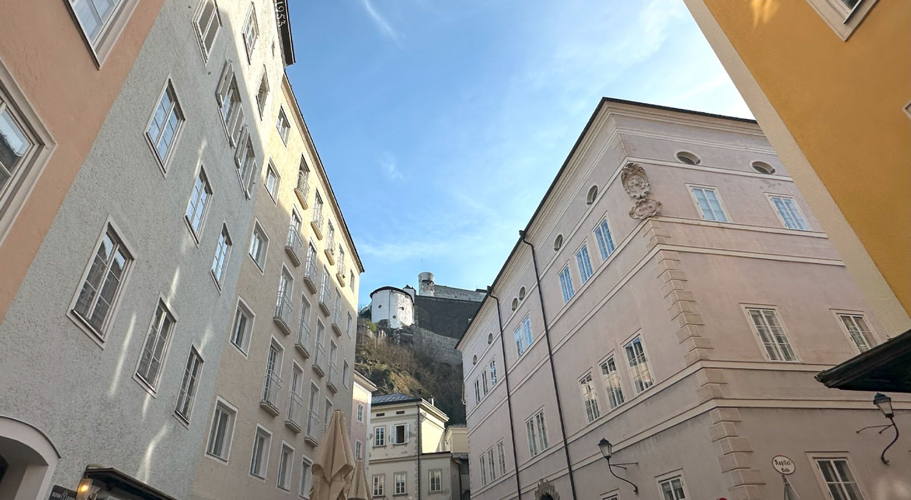 Immobilie in 5020 Salzburg - Altstadt: Ruhig gelegene 2-Zimmer Wohnung m. Balkon nähe Kajetanerplatz in Salzburg Altstadt - bild 1