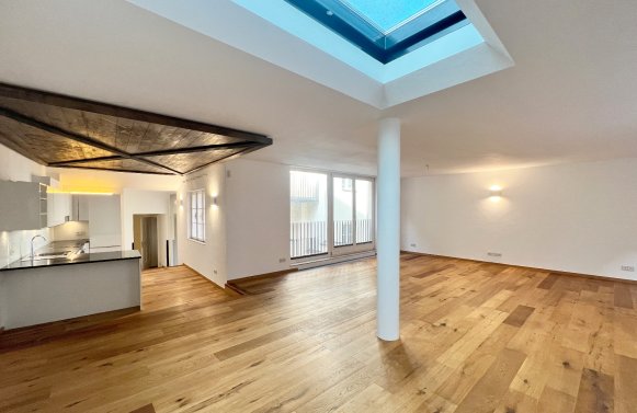 Property in 5020 Salzburg - Altstadt, Linzergasse: Salzburg – Old Town! Modern 4-room maisonette apartment with outdoor space