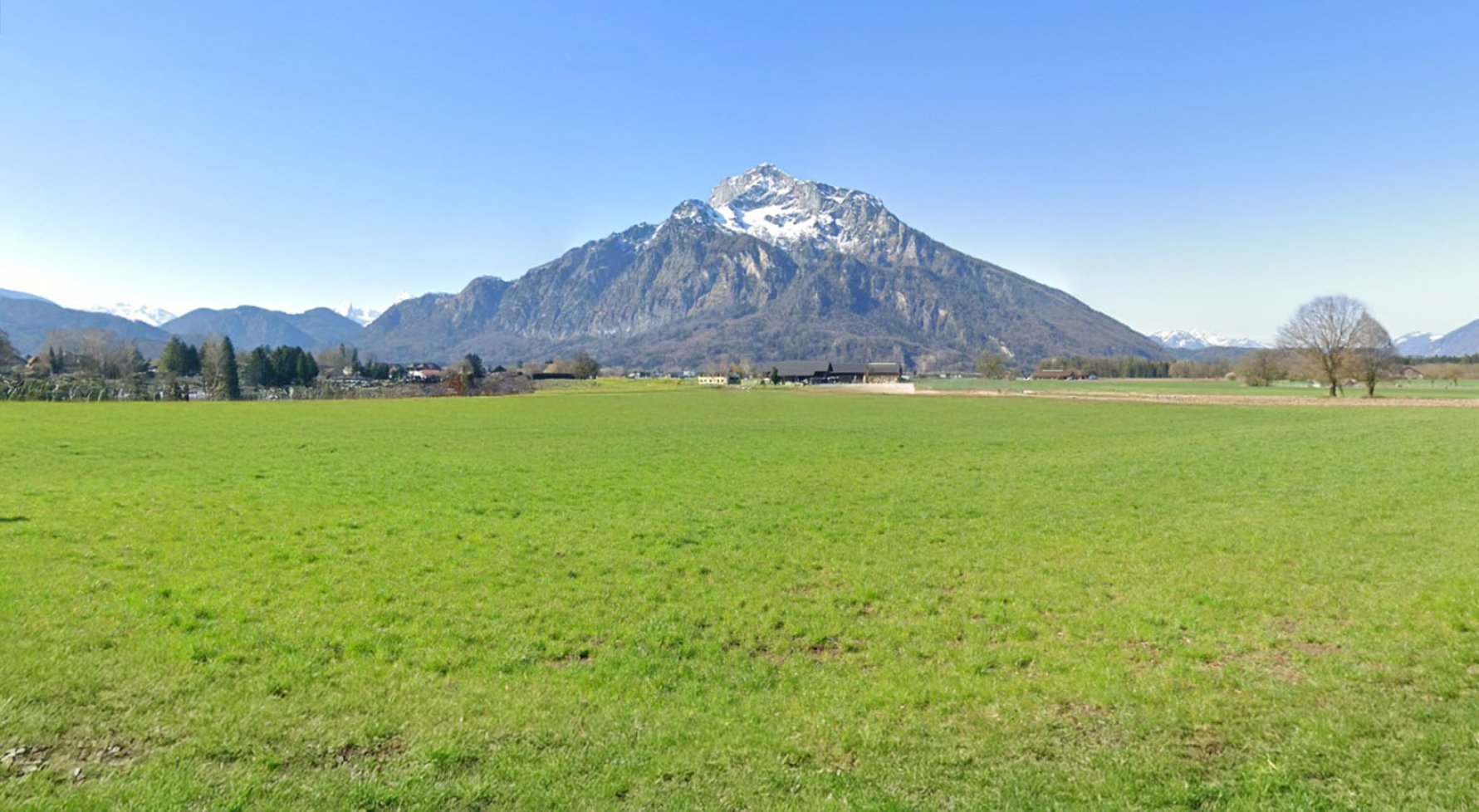 Nemovitosti v 5081 Salzburg - Anif: Novostavba s nerušeným výhledem na Untersberg a vysoce kvalitním vybavením - obrázek 1