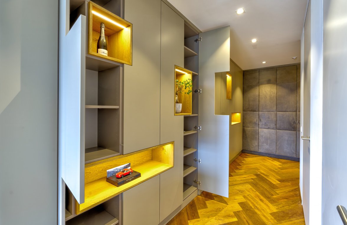 Immobilie in 5101 Salzburg - Bergheim: Glasfronten, die mit der Natur verschmelzen! Terrassentraum mit Weitblick - bild 1