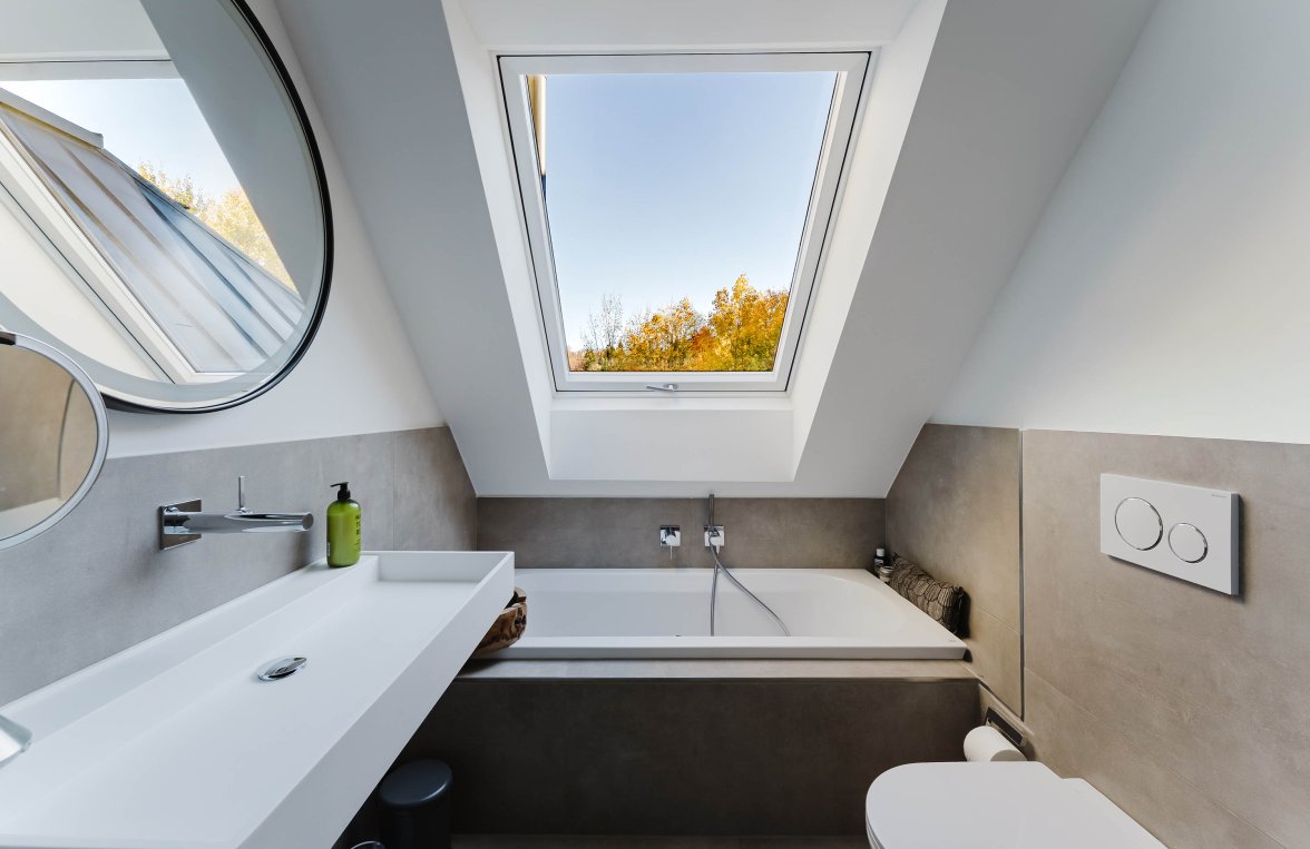 Immobilie in 5161 Salzburg - Salzburger Seenland: Ruhig im Grünen, aber stadtnah! Wohnjuwel im Dachgeschoss direkt am Grünland - bild 5