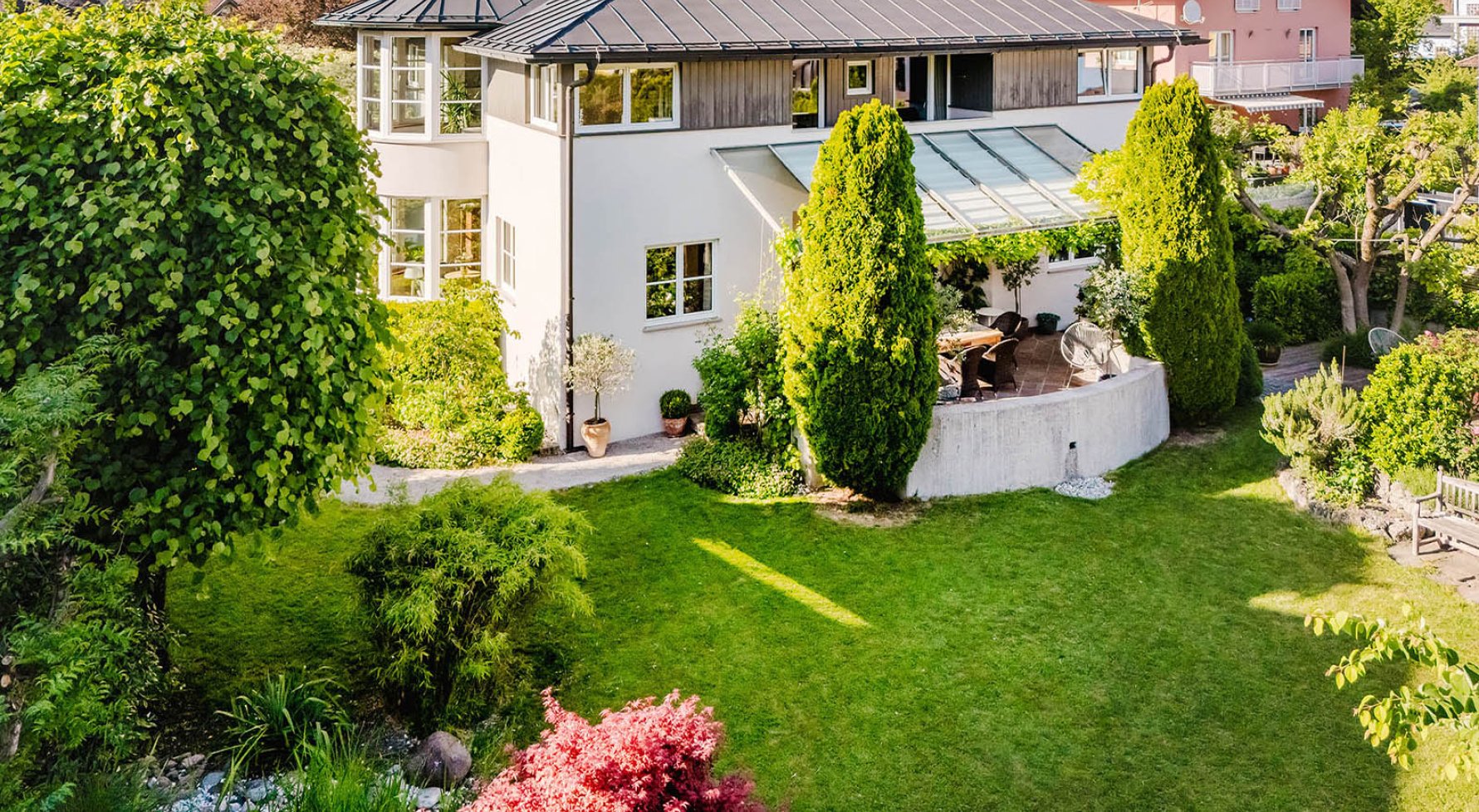 Immobilie in 5411 Südlich von Salzburg - Oberalm: Ihr Business. Ihr Zuhause. Familien-Villa samt Office in Oberalm, nahe Salzburg - bild 1