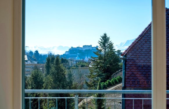 Immobilie in 5020 Salzburg Stadt : Logenplatz - Josef-Mayburger-Kai!  Hochwertige Terrassen-Maisonette mit Panorama