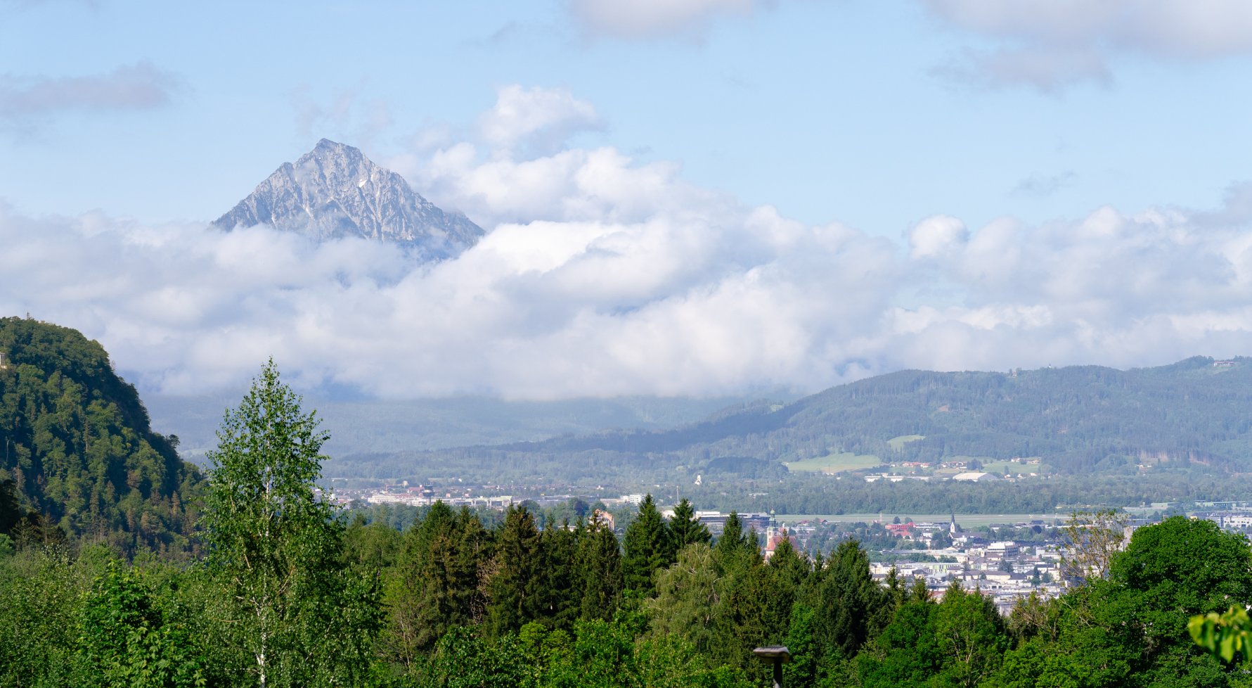 Immobilie in 5023 Salzburg - Am Fusse des Gaisbergs: ZWEITWOHNSITZ  mit Blick über Salzburg! Panorama-Wohnung, am Fuße des Gaisbergs! - bild 1
