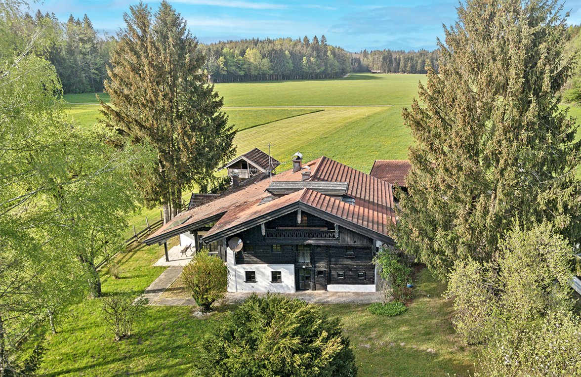 Immobilie in 5112  Salzburg - Lamprechtshausen : URIGES BAUERNHAUS MIT ZWEITWOHNSITZ! 30 Minuten nach Salzburg Stadt - bild 1