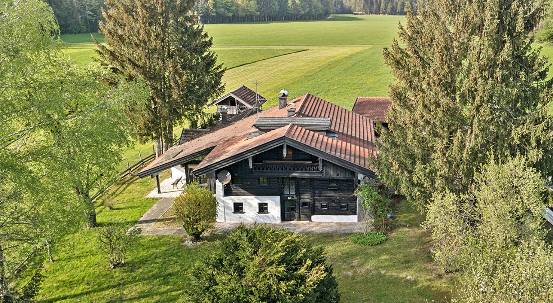 Immobilie in 5112  Salzburg - Lamprechtshausen : URIGES BAUERNHAUS MIT ZWEITWOHNSITZ! 30 Minuten nach Salzburg Stadt - bild 1