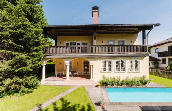 Immobilie in 5020 Salzburg - Leopoldskron: Ruhelage! Zeitlose Villa in Bestlage Leopoldskron - fußläufig zum Weiher