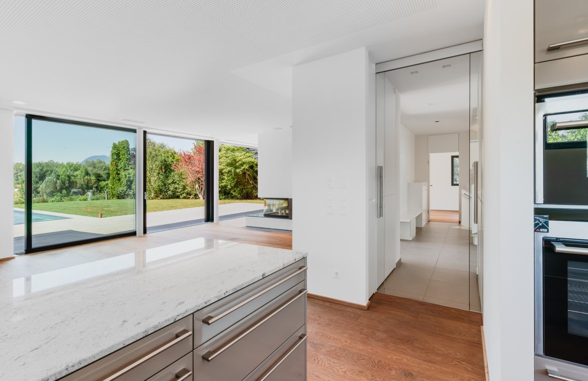 Immobilie in 5020 Salzburg - Leopoldskron : Ihr privater Rückzugsort in Leopoldskron! Moderne Designer-Villa mit Pool  - bild 3