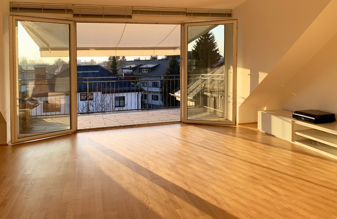 Property in 5020 Salzburg - Maxglan: Charming top floor flat with large balcony and Untersberg view - picture 4