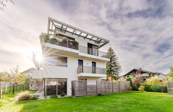 Immobilie in 5020 Salzburg - Josefiau: Mehr als SPEKTAKULÄR! High End Designer-Villa an der malerischen Salzach
