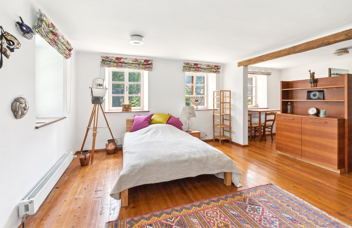 Immobilie in 5202 Salzburg - Neumarkt am Wallersee: Nähe Wallersee! Bauernhaus in absoluter Alleinlage - bild 8