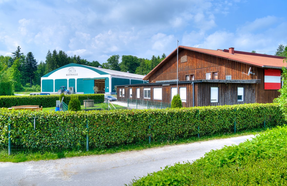 Property in 5112 Salzburg- Lamprechtshausen: INTERNATIONALLY RENOWNED TOURNAMENT FACILITY NORTH OF SALZBURG - picture 5