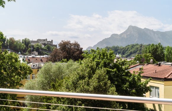Immobilie in 5020 Salzburg - Andräviertel: Logenplatz über Salzburg! Dachterrassenwohnung mit Festungs- und Bergblick
