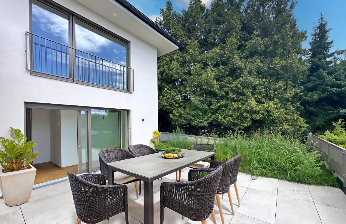 Property in 5020 Salzburg - Arenberg: Luxury garden apartment on Arenberg – your haven of peace in the heart of Salzburg - picture 1
