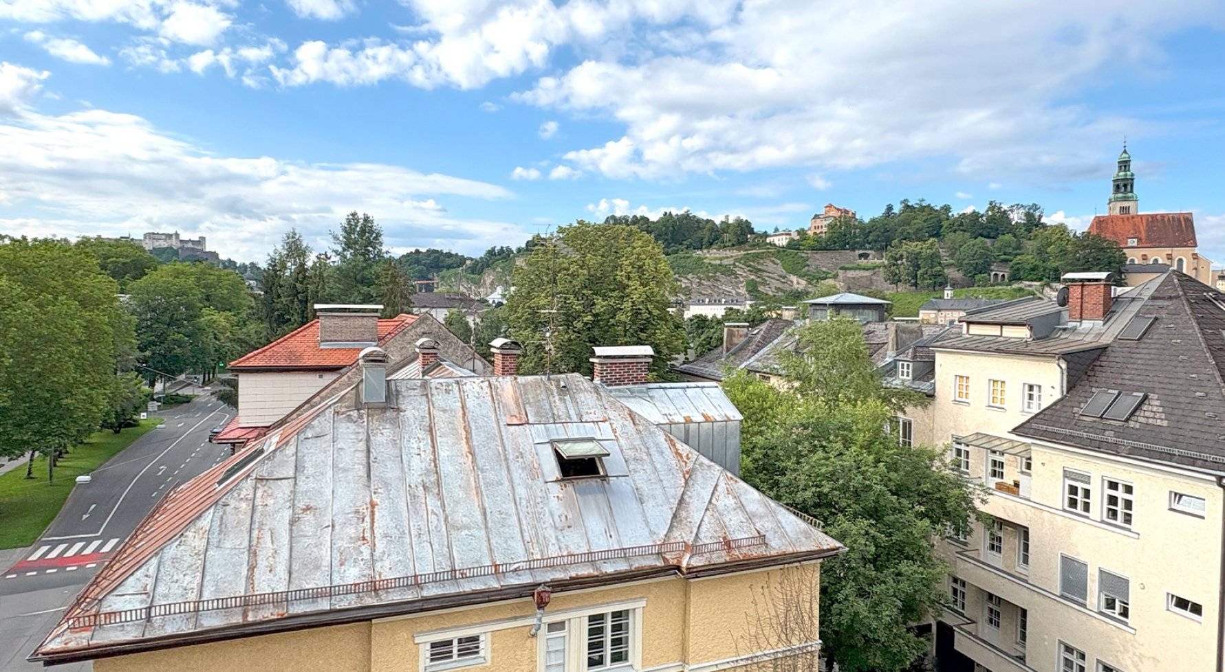 Property in 5020 Salzburg - Andräviertel: Fully furnished! Apartment with a view of the fortress and the old town of Salzbur - picture 1