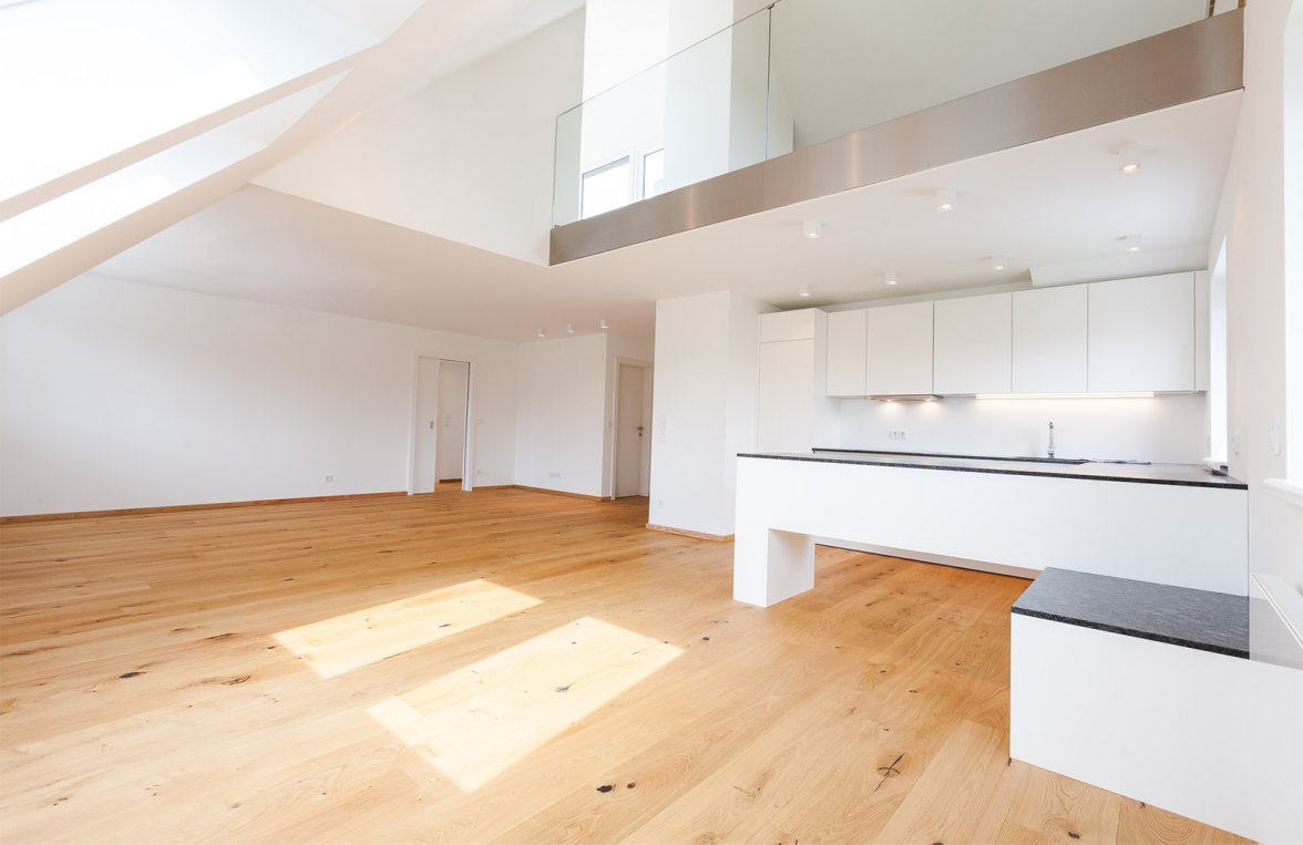 Immobilie in 5020 Salzburg - Thumegg: Über den Dächern Salzburgs! Penthouse-Maisonette mit Festungsblick in Leopoldskron - bild 1