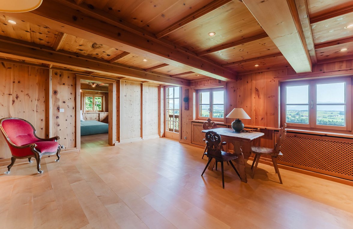 Immobilie in 5163 Salzburg - zwischen Obertrum und Mattsee: Stilvolles Bauernhaus mit Panoramablick über das Salzburger Alpenvorland - bild 9