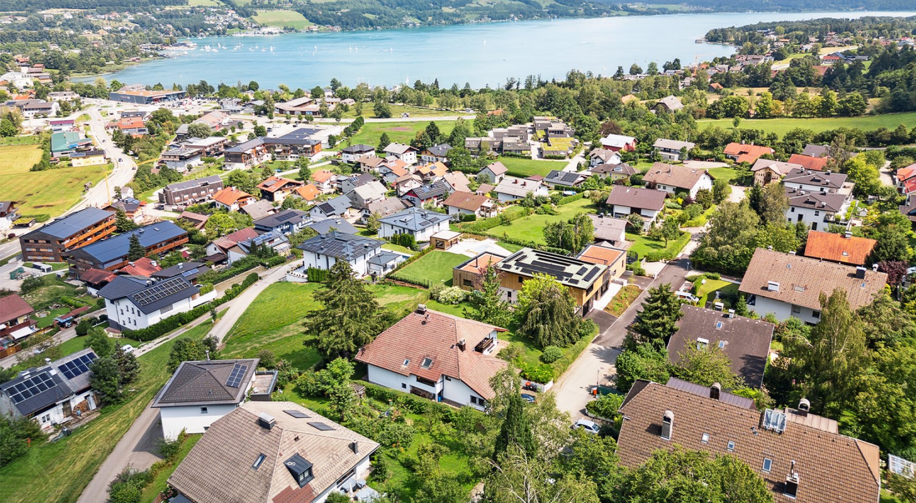 Immobilie in 5310 Salzkammergut - Mondsee: LANDHAUSVILLA MIT SEEBLICK! Wohnen mit Aussicht am Höribachhof - bild 1