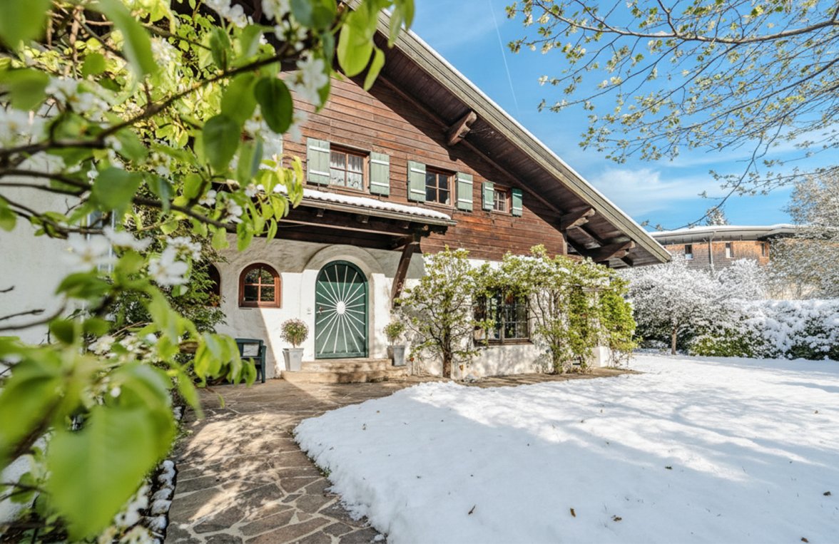 Immobilie in 5340 Salzkammergut - Wolfgangsee - St. Gilgen: Dem SEE so nah! Landhaus-Villa in St. Gilgen am Wolfgangsee - bild 1