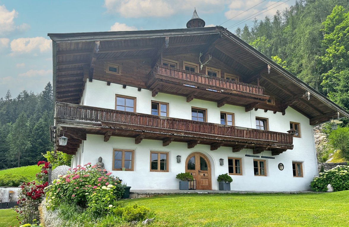 Immobilie in 5091 Salzburg - Unkenberg: Ein Juwel in einzigartiger Lage! Bauernhaus auf 900 m Seehöhe - bild 9