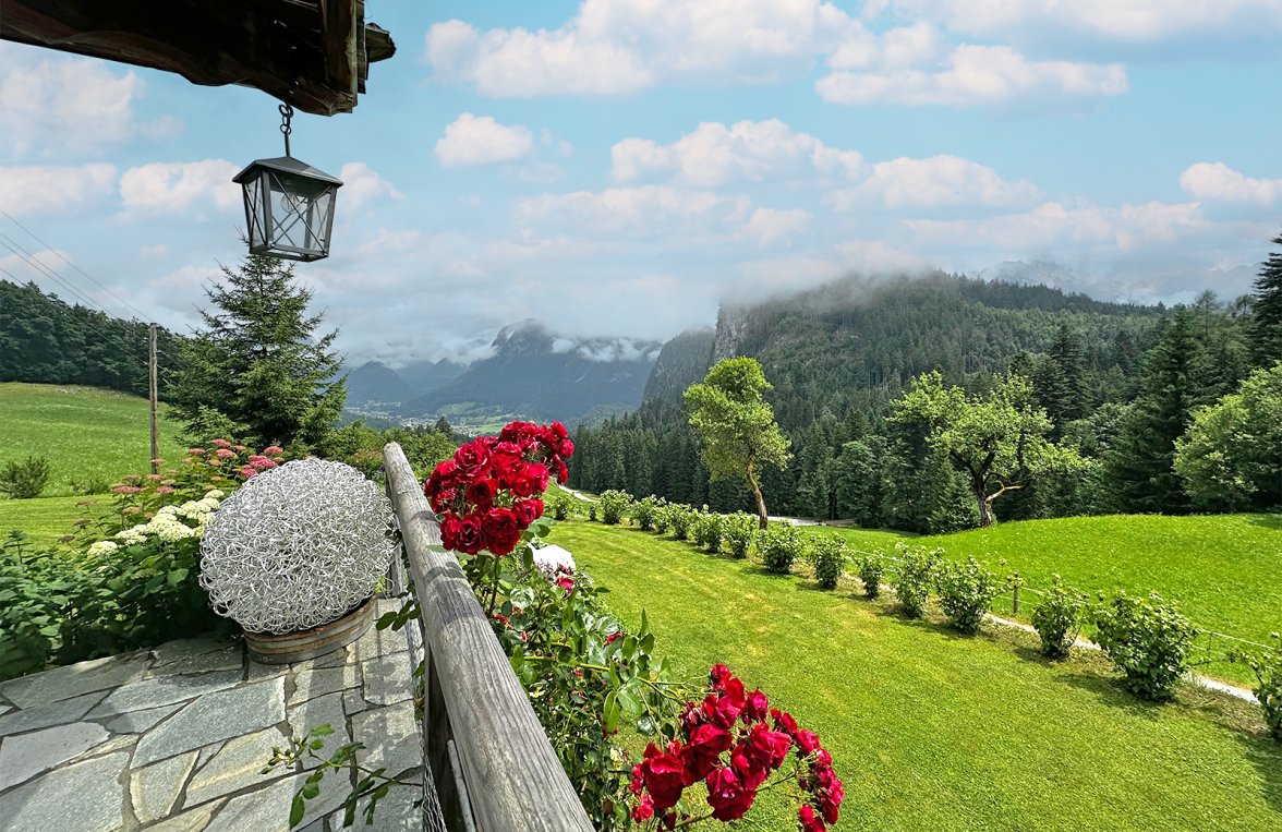 Immobilie in 5091 Salzburg - Unkenberg: Ein Juwel in einzigartiger Lage! Bauernhaus auf 900 m Seehöhe - bild 2