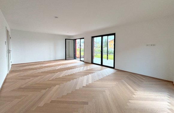 Immobilie in 5071 Salzburg - Wals Siezenheim: Eine helle Freude! 2-Zimmer Gartenwohnung vor den Toren der Festspielstadt