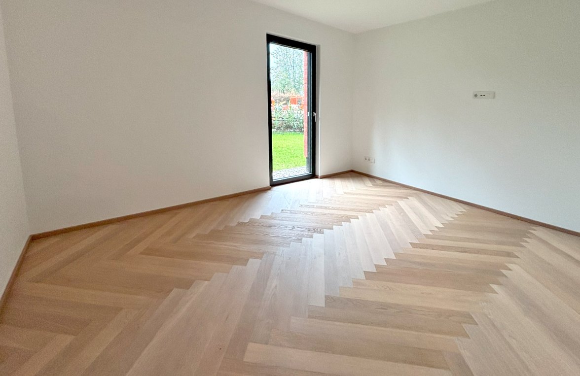 Property in 5071 Salzburg - Wals Siezenheim: Plenty of space  for your dream home! 4-room garden maisonette in a quiet location - picture 4