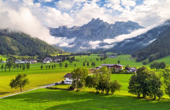 Property in 5453 Salzburg - Pongau - Werfenweng: Project site in Werfenweng on the ski slope for possible hotel development