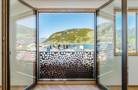 Immobilie in 5700 Salzburg - Pinzgau - Zell am See: In Skilift-Nähe! 143 m² großes Penthouse mit Lift - barrierefreier Alterswohnsitz