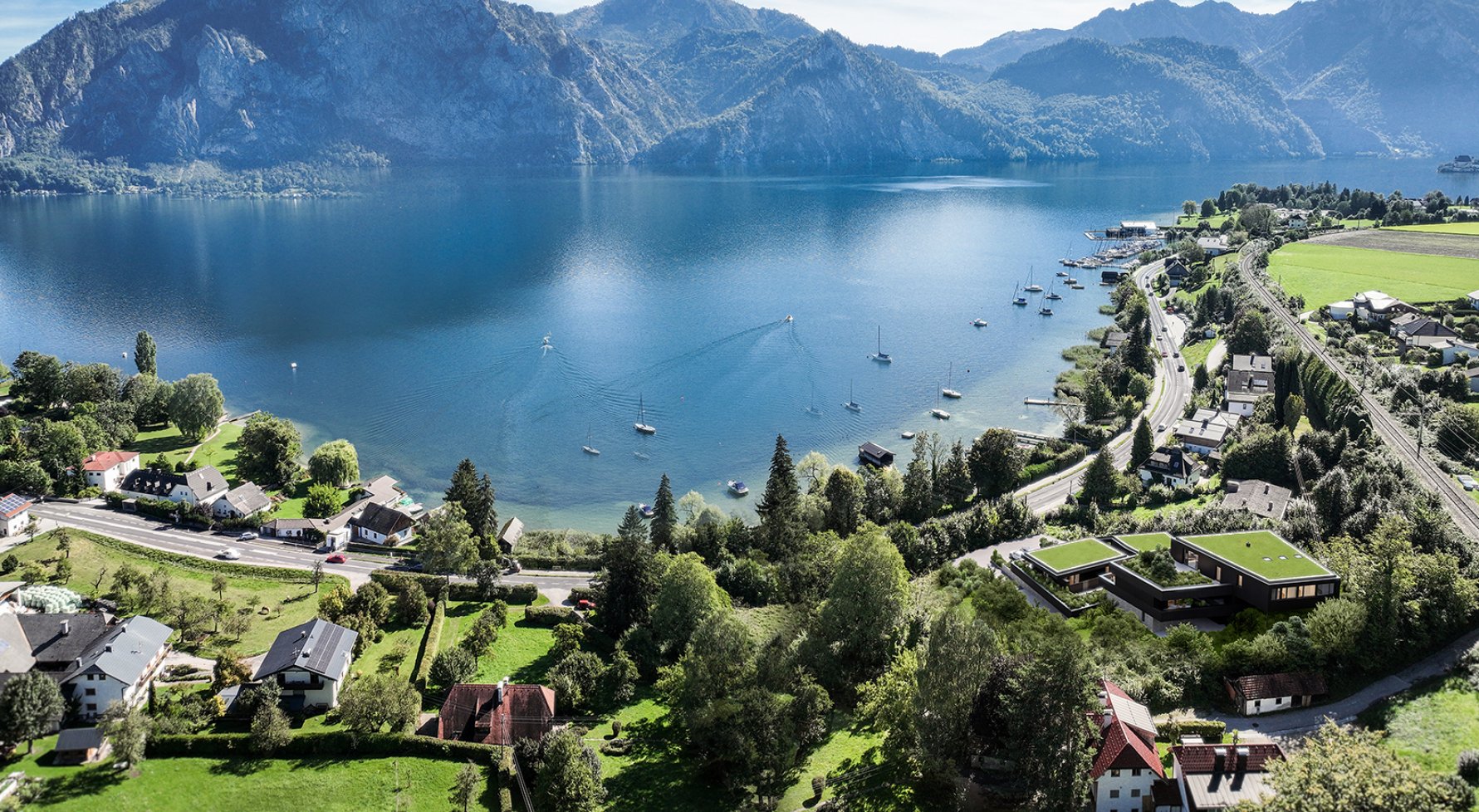 Nemovitosti v 4801 Salzkammergut - Traunkirchen am Traunsee: Dolce Vita u jezera Traunsee! Zahradní mezonet s vlastním koupalištěm - obrázek 1