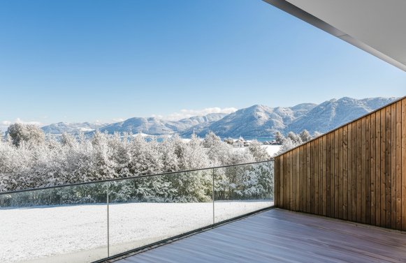 Property in 4865 Salzkammergut - Attersee - Parschallen am Attersee: Distant views! Garden apartment on the enchanting Attersee