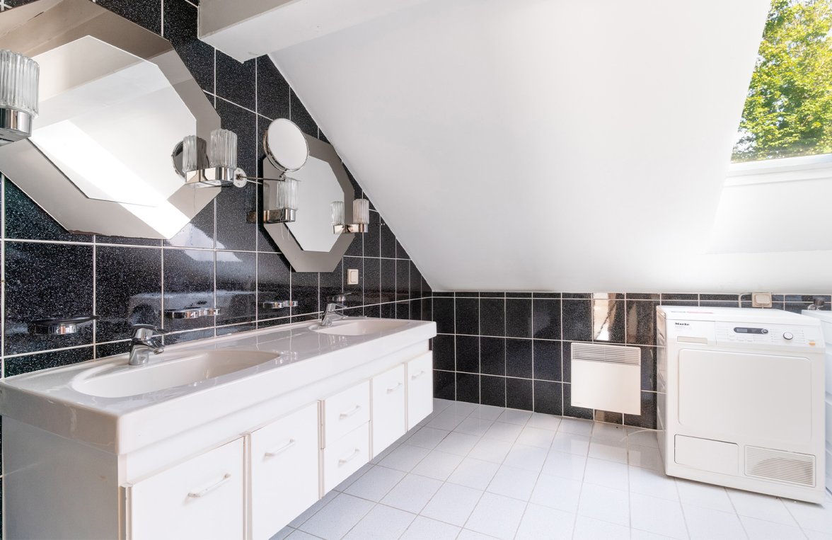 Immobilie in 5310 Salzkammergut - Mondsee: Ein Zuhause mit Aussicht! Maisonettewohnung mit traumhaftem Mondseeblick - bild 8