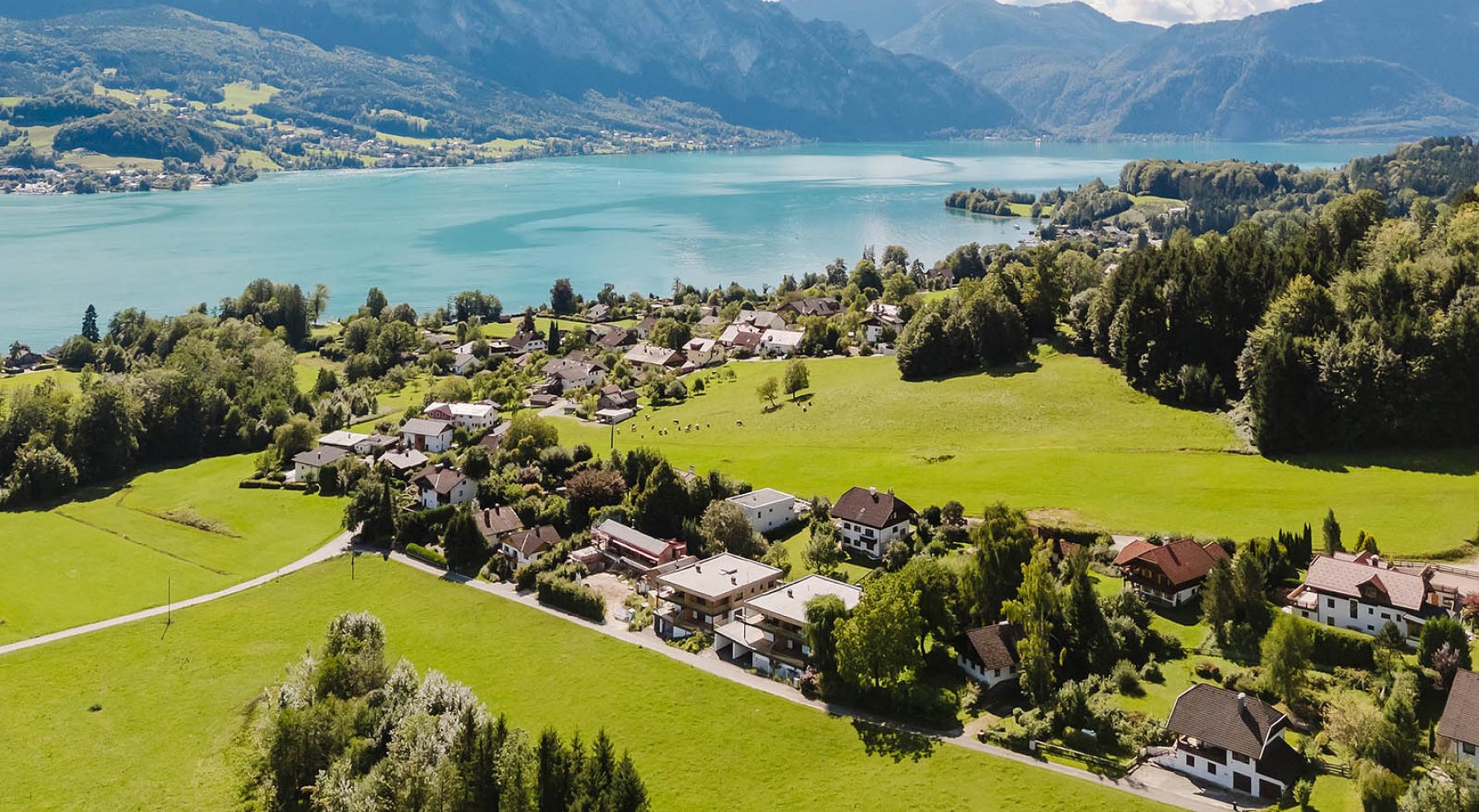 Immobilie in 4865 Salzkammergut - Attersee - Parschallen am Attersee: Fernblick! Gartenwohnung am zauberhaften Attersee - bild 1