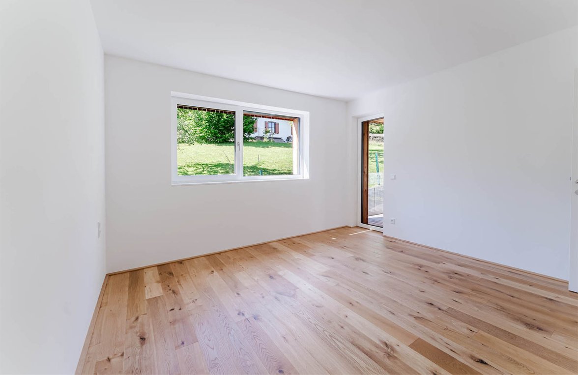 Immobilie in 4865 Salzkammergut - Attersee - Parschallen am Attersee: Augenweide am Wasser! Dachgeschosswohnung am zauberhaften Attersee - bild 2