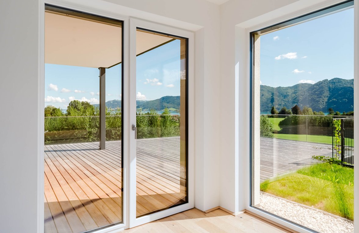 Property in 4865 Salzkammergut - Attersee - Parschallen am Attersee: Lake glamour & sunshine! A dream home on the turquoise-blue Attersee - picture 3