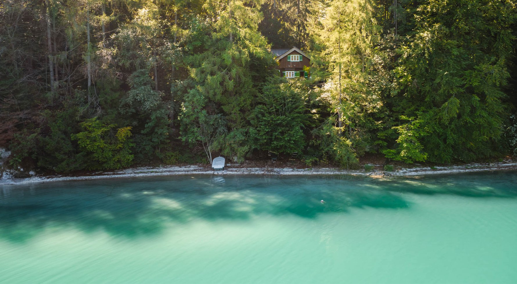 Immobilie in 5330 Salzkammergut - Fuschl am See: Ihr Rückzugsort am Fuschlsee! Kleinod mit direktem Seezugang - bild 1