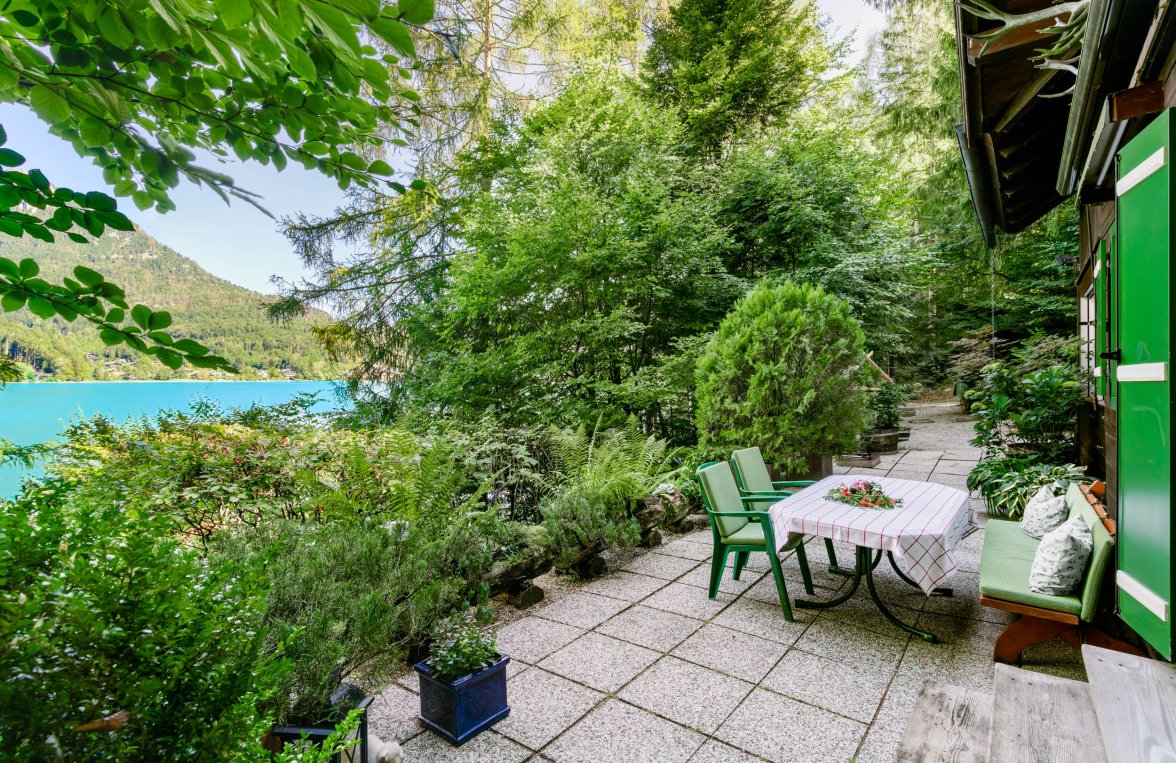 Immobilie in 5330 Salzkammergut - Fuschl am See: Ihr Rückzugsort am Fuschlsee! Kleinod mit direktem Seezugang - bild 1