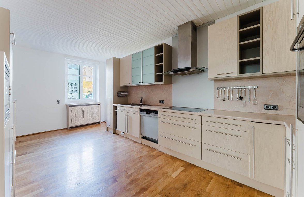 Property in 4810 Salzkammergut - Gmunden am Traunsee: Stylish living with history! Old apartment in prestigious villa - picture 3