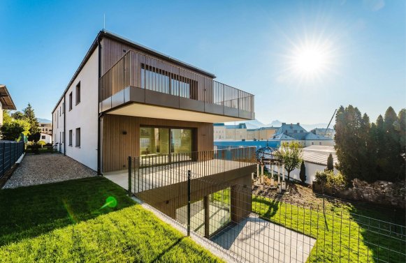 Immobilie in 4810 Salzkammergut - Traunsee - Gmunden: Freiraum! 3-Zimmer Wohnung mit Garten und großzügiger Terrasse in Gmunden