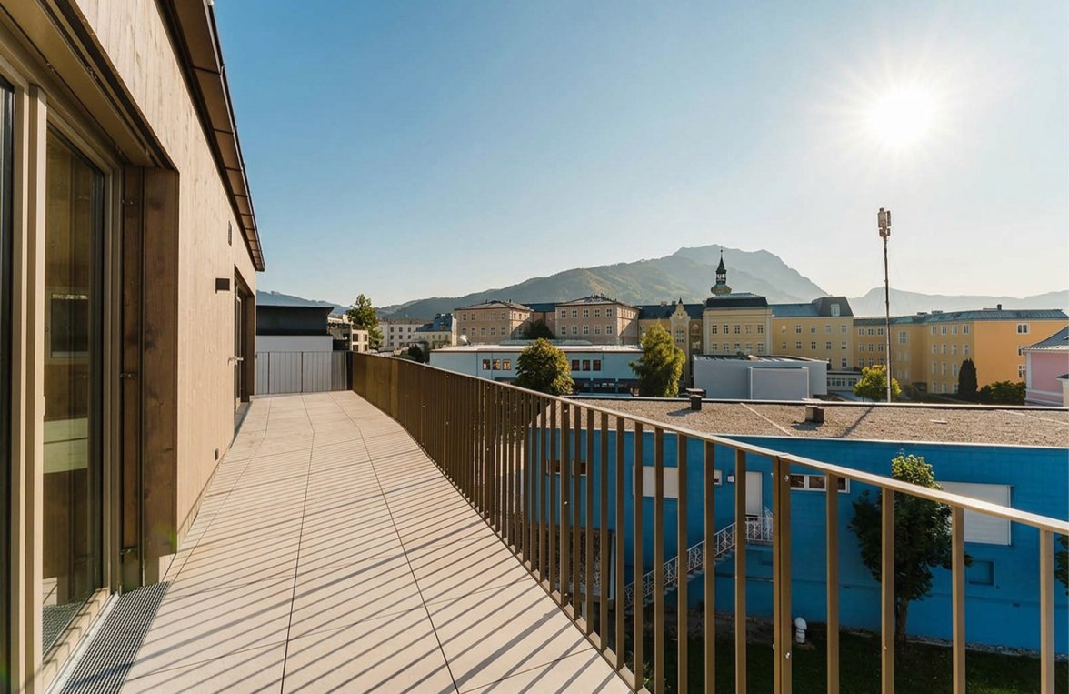 Immobilie in 4810 Salzkammergut - Traunsee - Gmunden: Malerischer Traunsee! 4-Zimmer Dachgeschosswohnung in Gmundner Zentrumslage - bild 3