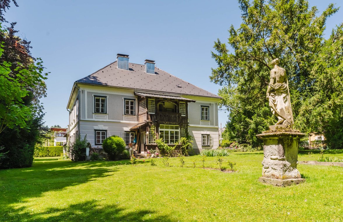 Property in 4810 Salzkammergut - Traunsee - Gmunden: A GEM IN GMUND ON LAKE TRAUNSEE! Refuge with second home potential near the lake - picture 5