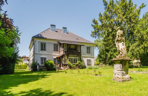 Immobilie in 4810 Salzkammergut - Gmunden am Traunsee: Villenjuwel am Traunsee – Geschichte bewahren, Zukunft gestalten