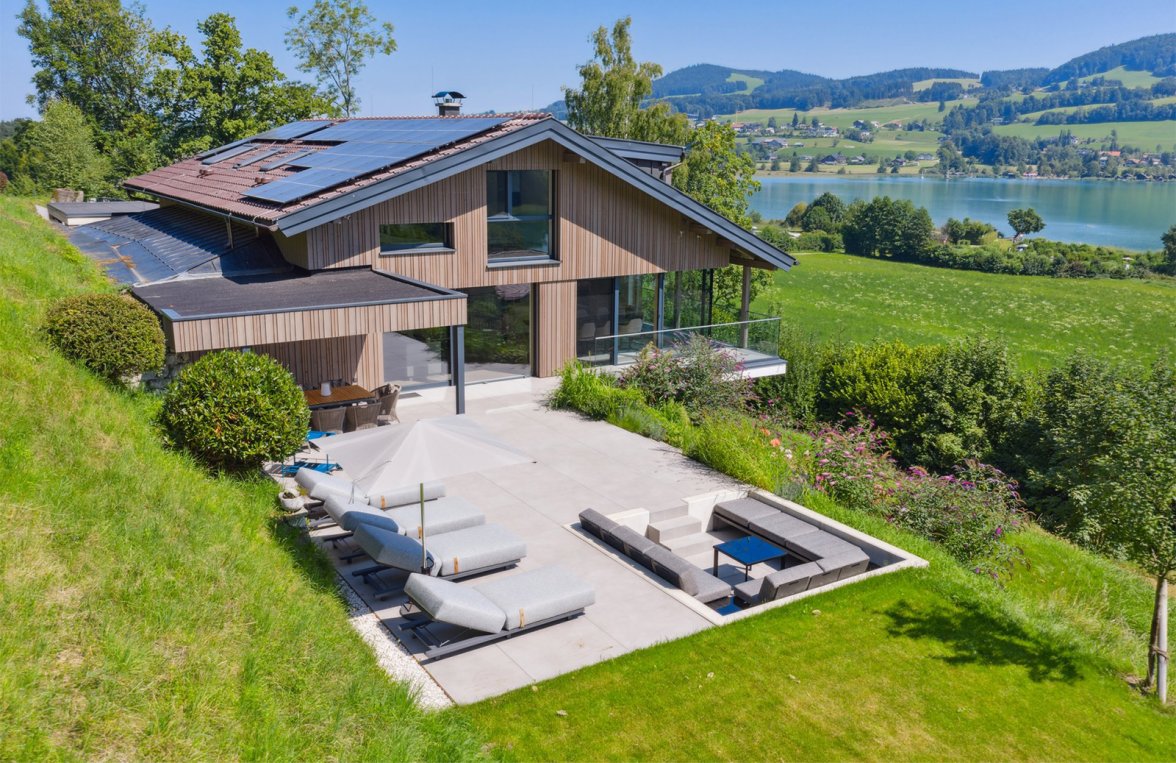Immobilie in 4894 Oberösterreich - Salzkammergut - Irrsee: Seelagen-Idylle mit Flair! Exklusive Villa mit Seepanorama am schönen Irrsee - bild 3