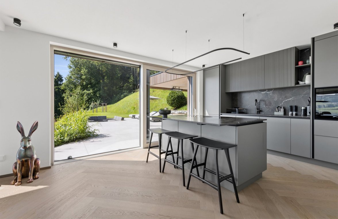 Immobilie in 4894 Oberösterreich - Salzkammergut - Irrsee: Seelagen-Idylle mit Flair! Exklusive Villa mit Seepanorama am schönen Irrsee - bild 7