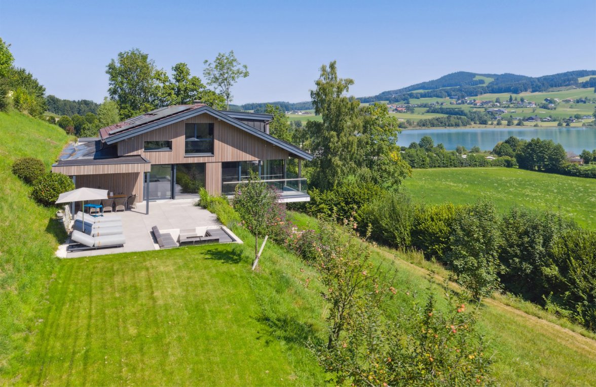 Immobilie in 4894 Oberösterreich - Salzkammergut - Irrsee: Seelagen-Idylle mit Flair! Exklusive Villa mit Seepanorama am schönen Irrsee - bild 14