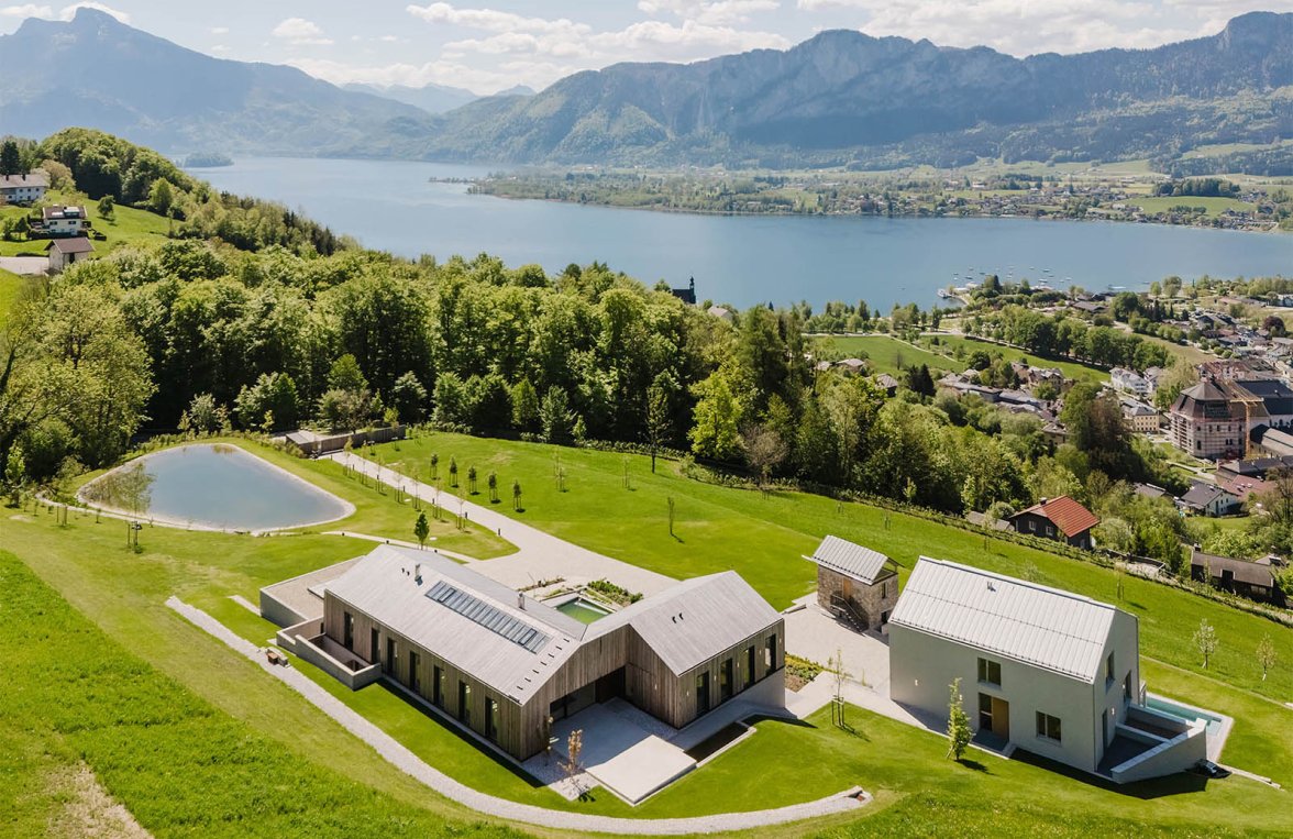 Nemovitosti v 5310 Salzkammergut - Mondsee: MÍSTO PRO VÝJIMEČNÉ OKAMŽIKY! Útočiště na Mondseebergu o rozloze 2,8 ha - obrázek 1