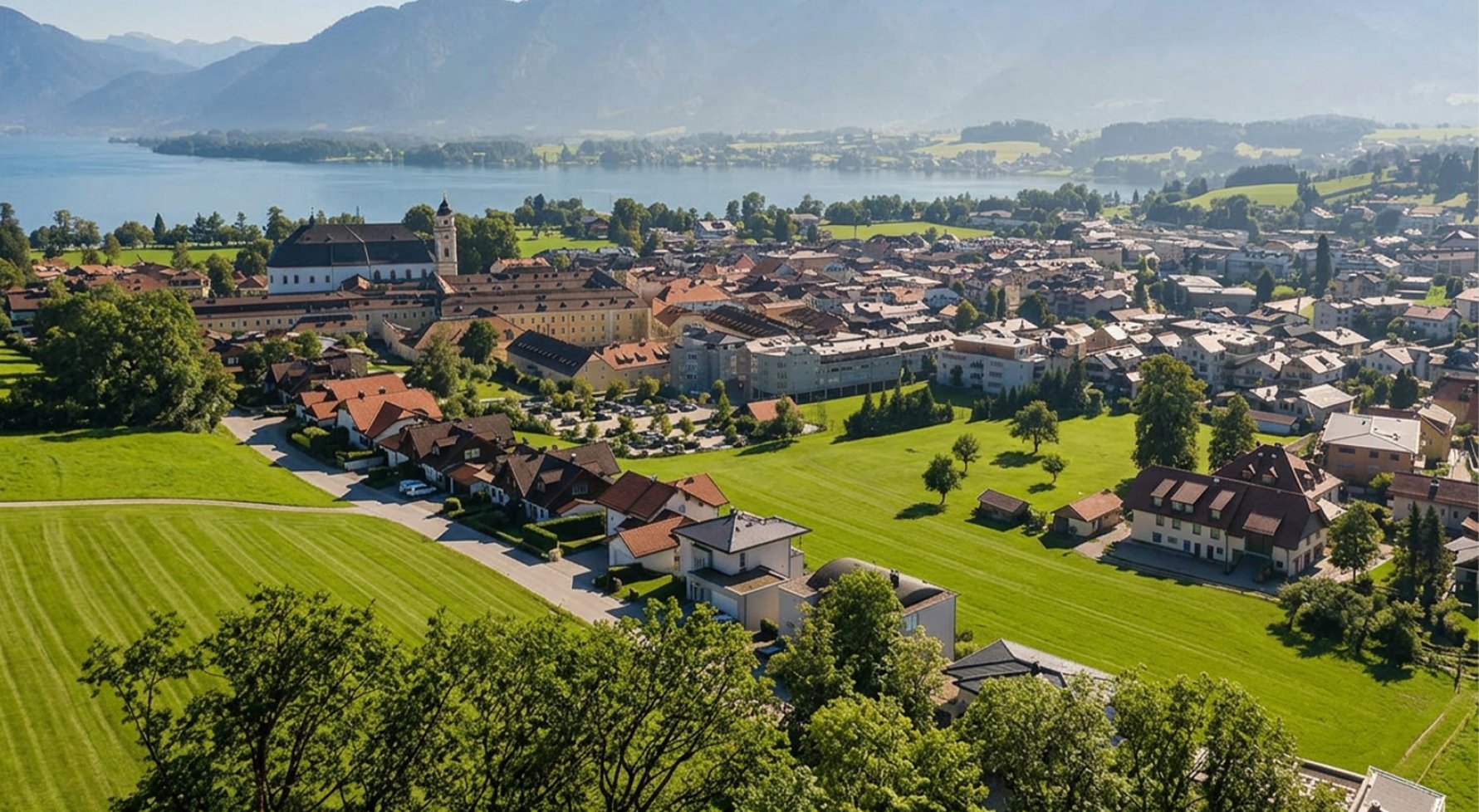 Nemovitosti v 5310 Salzkammergut - Mondsee: Rodinné štěstí s panoramatickým výhledem! Dům architekta na nejlepším místě v Mondsee - obrázek 1