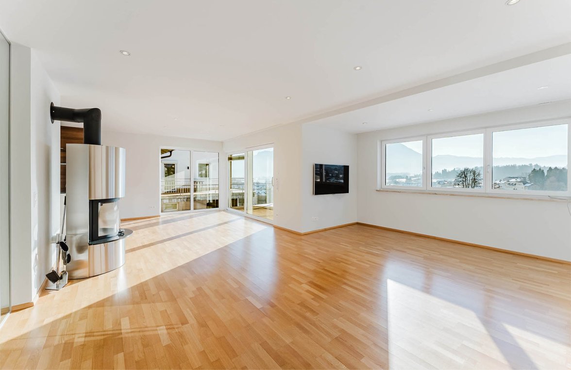 Property in 5310 Salzkammergut - Mondsee: Family happiness with panoramic views! Architect's house in Mondsee prime location - picture 1