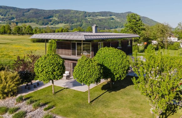 Property in 5310 Salzkammergut - St. Lorenz am Mondsee: Architecture in harmony – stylish family living between lake and mountains