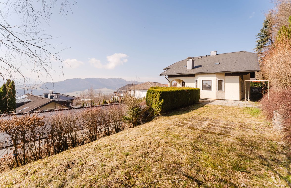 Immobilie in 5310 Salzkammergut - Mondseeberg: Wohnen mit Panorama am Mondseeberg! Gediegenes Haus mit herrlichem Mondseeblick - bild 3